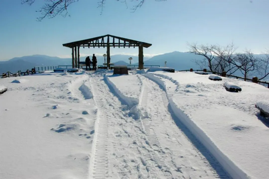三方五湖纜車、梅丈岳山頂公園