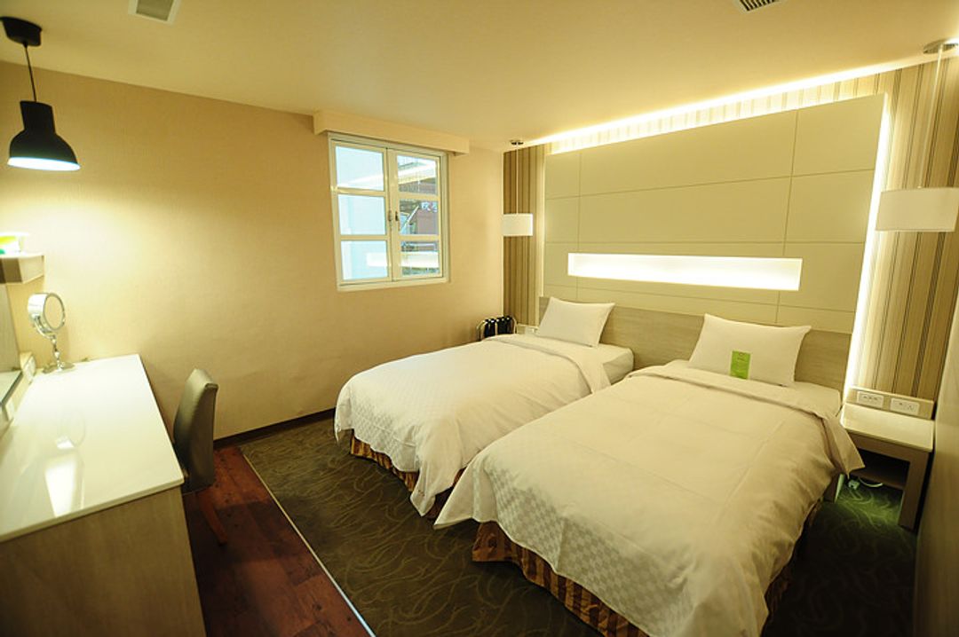 Kangqiao Hotel - Zhongshan Bade Museum