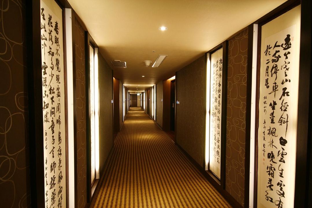 Kindness Hotel - Liuyin Night Market Qixian Hall