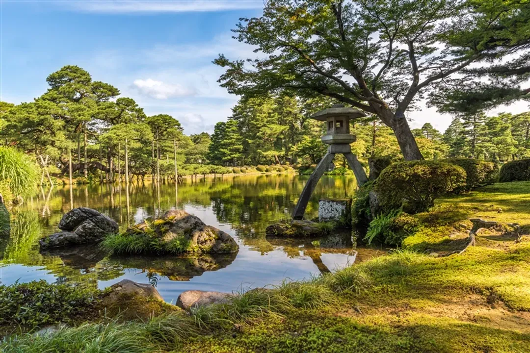 一起揪吧大阪北陸南紀｜楓紅立山黑部.三方五湖.夢幻合掌村.伊勢神宮.楓紅香嵐溪.秘境熊野古道.螃蟹伊勢龍蝦十日｜高雄-9