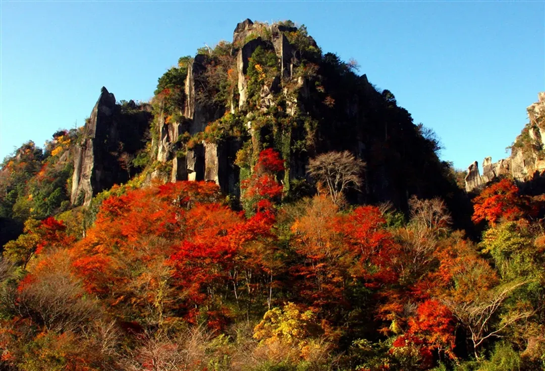 省最大九州｜楓紅名所.一目八景.雲仙纜車.御船山樂園.深耶馬溪.斜坡纜車溫泉五日【高雄直飛】-9