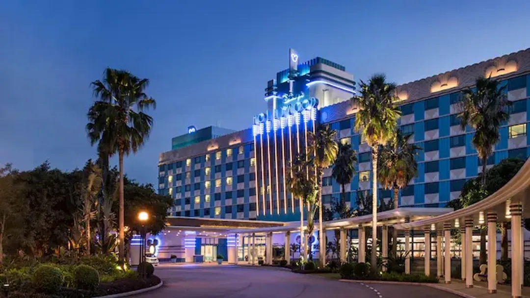<accommodationFacility>Disney's Hollywood Hotel ( 迪士尼好萊塢酒店 )</accommodationFacility>