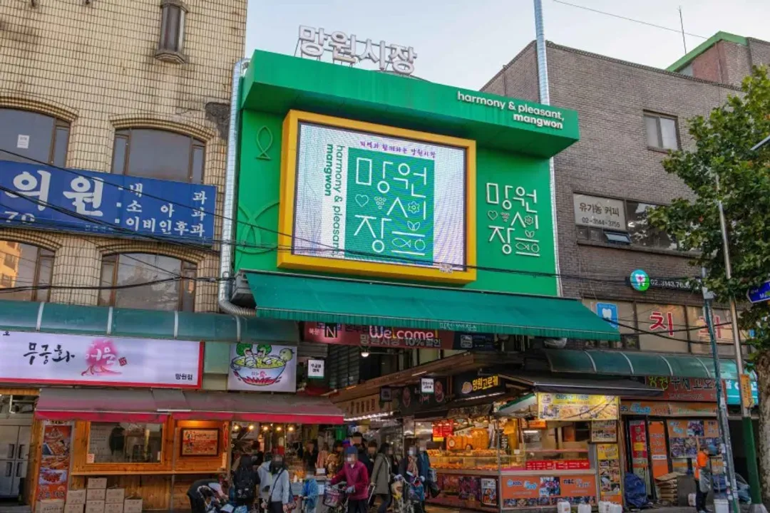 韓國BUY家半日閒~韓屋咖啡廳、韓服遊古宮、橋村炸雞學校、住宿明洞飯店五日-8
