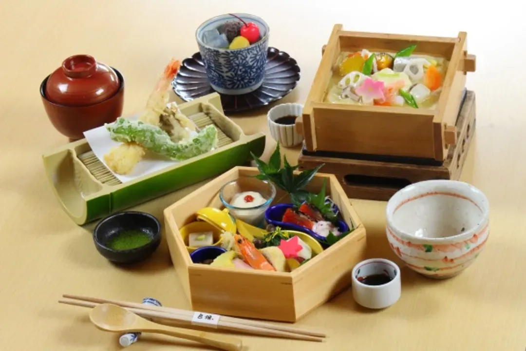 風味餐食