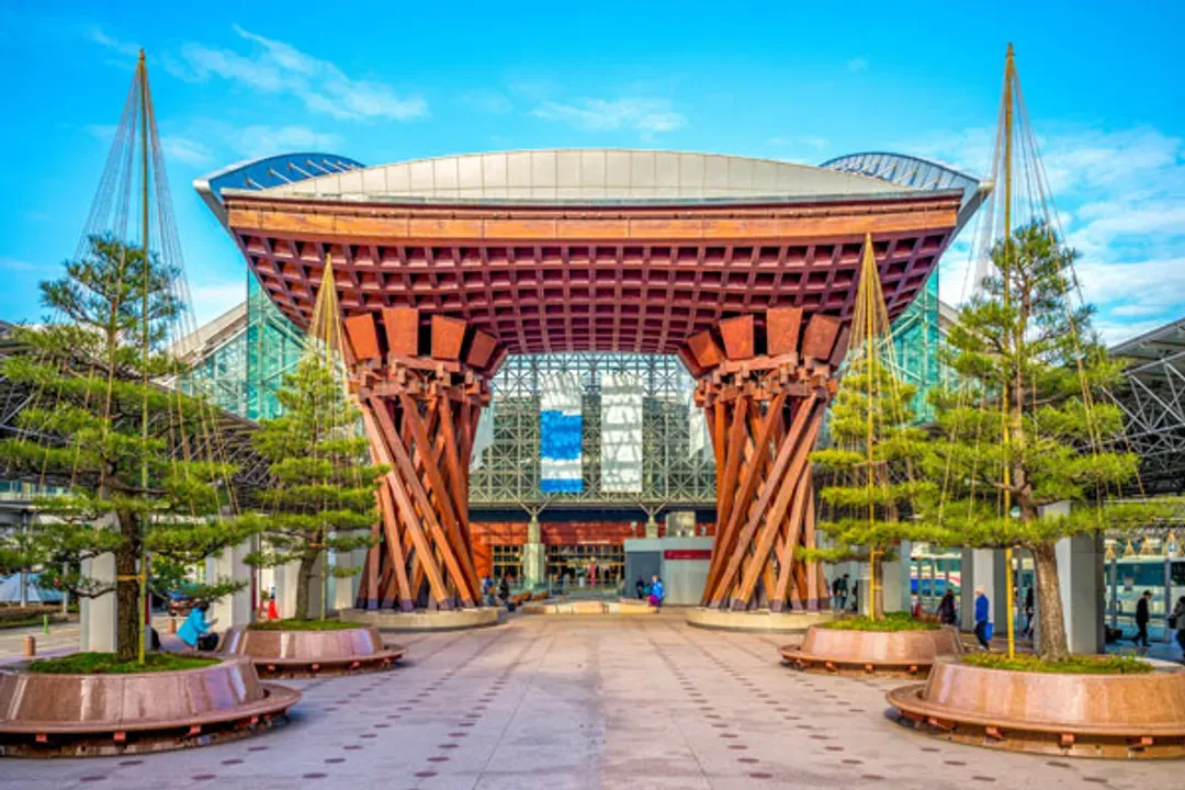 富山OMG～合掌村兼六園、新湊漁夫市場、三井OUTLET、甜蝦吃到飽四日(不進免稅店)-7