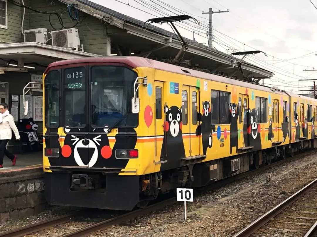 熊本電鐵提供©2010熊本県くまモン＃K27336-超人氣萌熊電車
