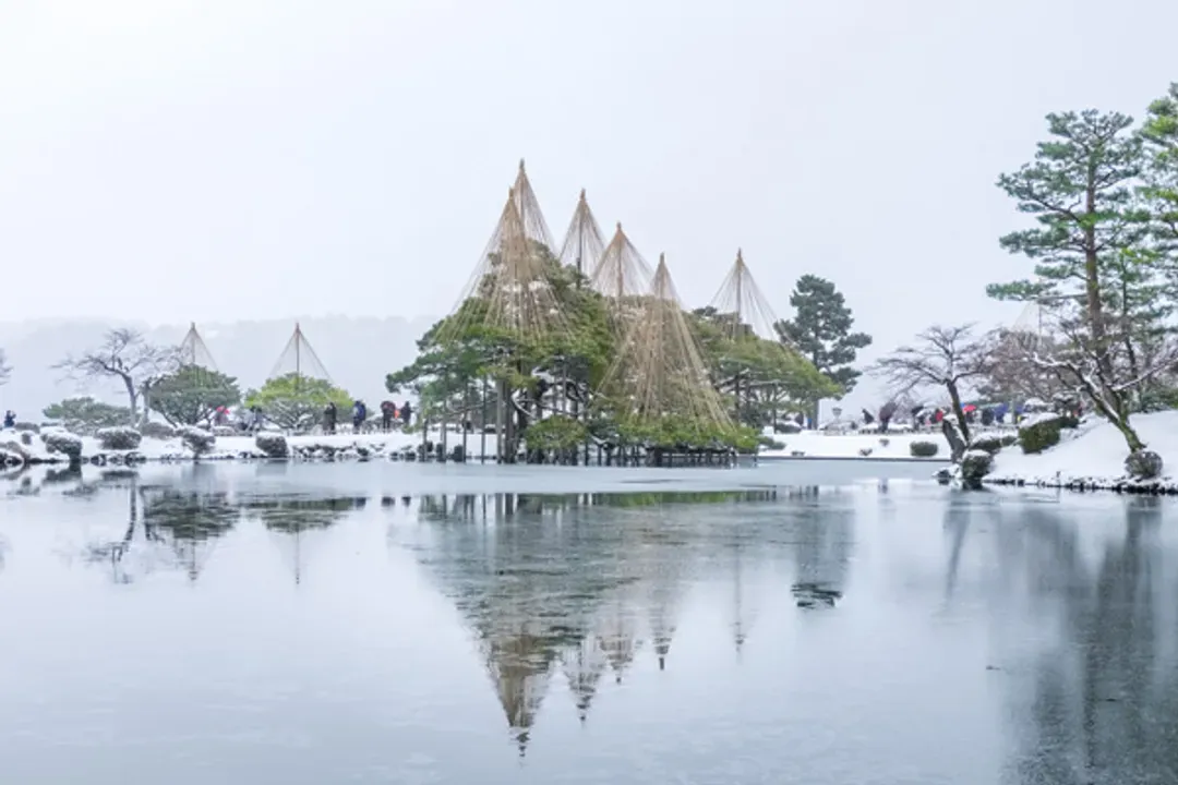 冬戀北陸~牧歌之里戲雪、採草莓新穗高、合掌村兼六園、中部福朋喜來登六日-9