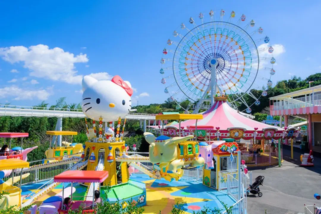 KHH九州FUN心玩～自然動物園、KITTY樂園、滑雪場玩雪盆、旅人列車雙溫泉五日