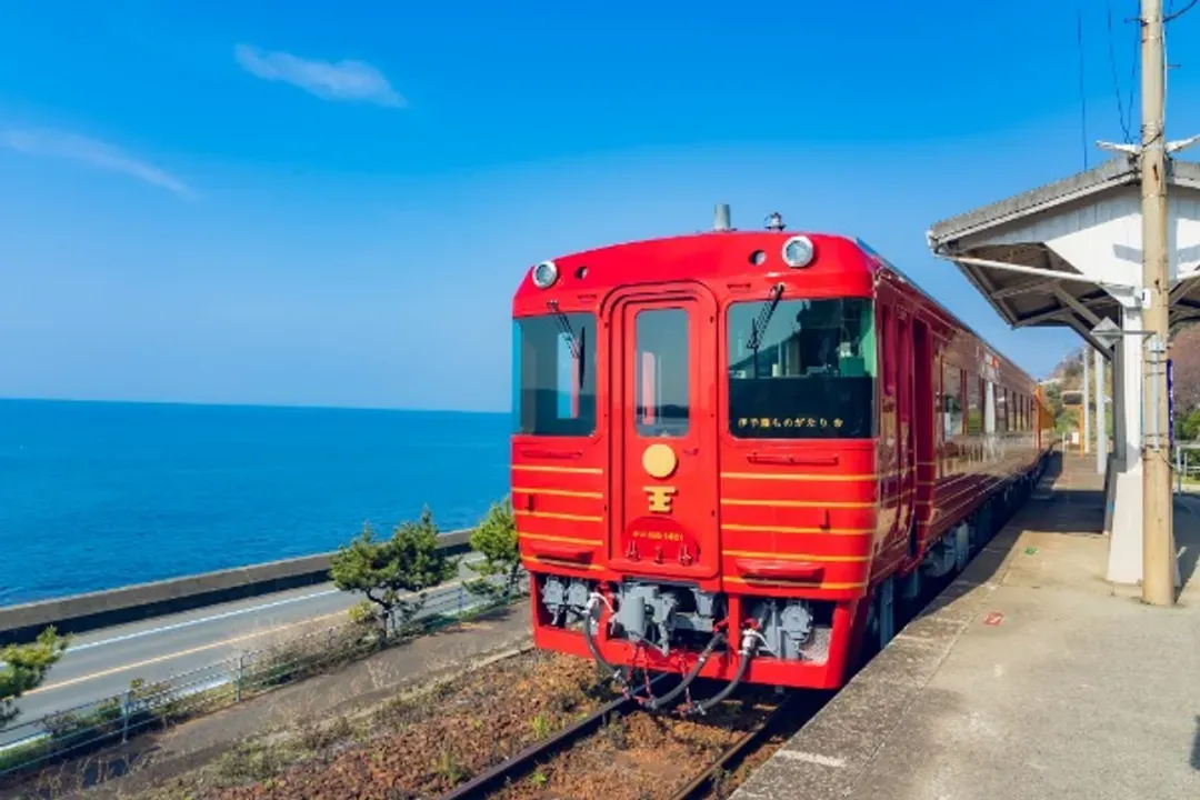 伊予灘物語觀光列車(松山++伊予大洲)