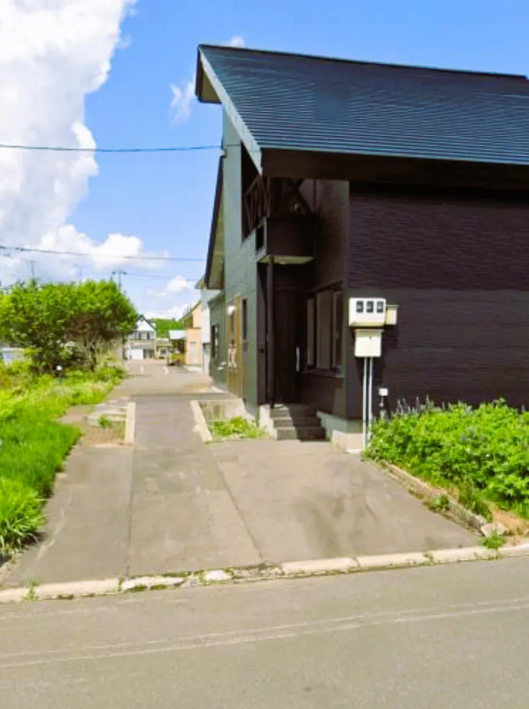 SUGI Cedar House