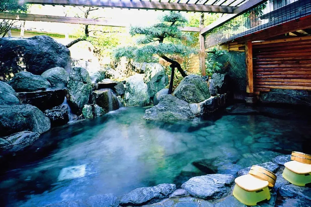 日本溫泉