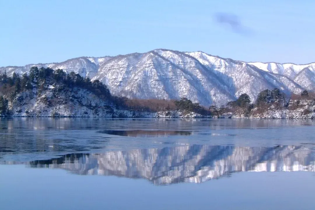 十和田湖(觀光局提供)-十和田湖物語