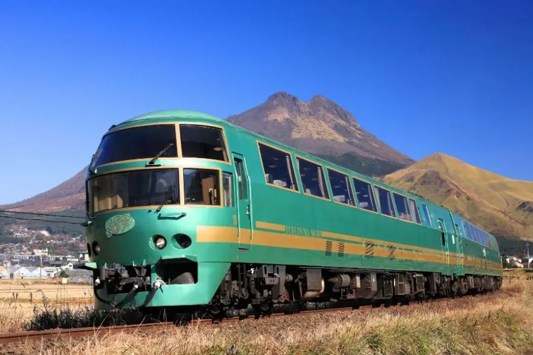 由布院之森列車(日田++由布院或由布院++日田；約1小時)