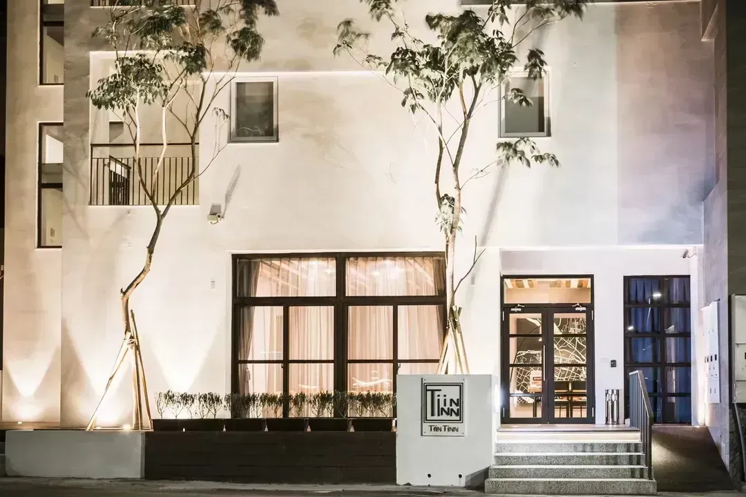 <accommodationFacility>Tiin Tinn Inn - Riverbank ( 門廷若室 ･左岸河堤館 )</accommodationFacility>