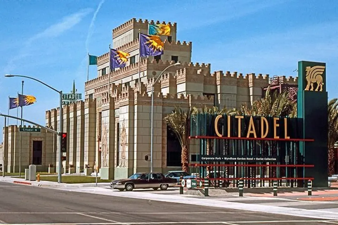 城堡名牌大賣場(Citadel Outlets)-OUTLET購物趣