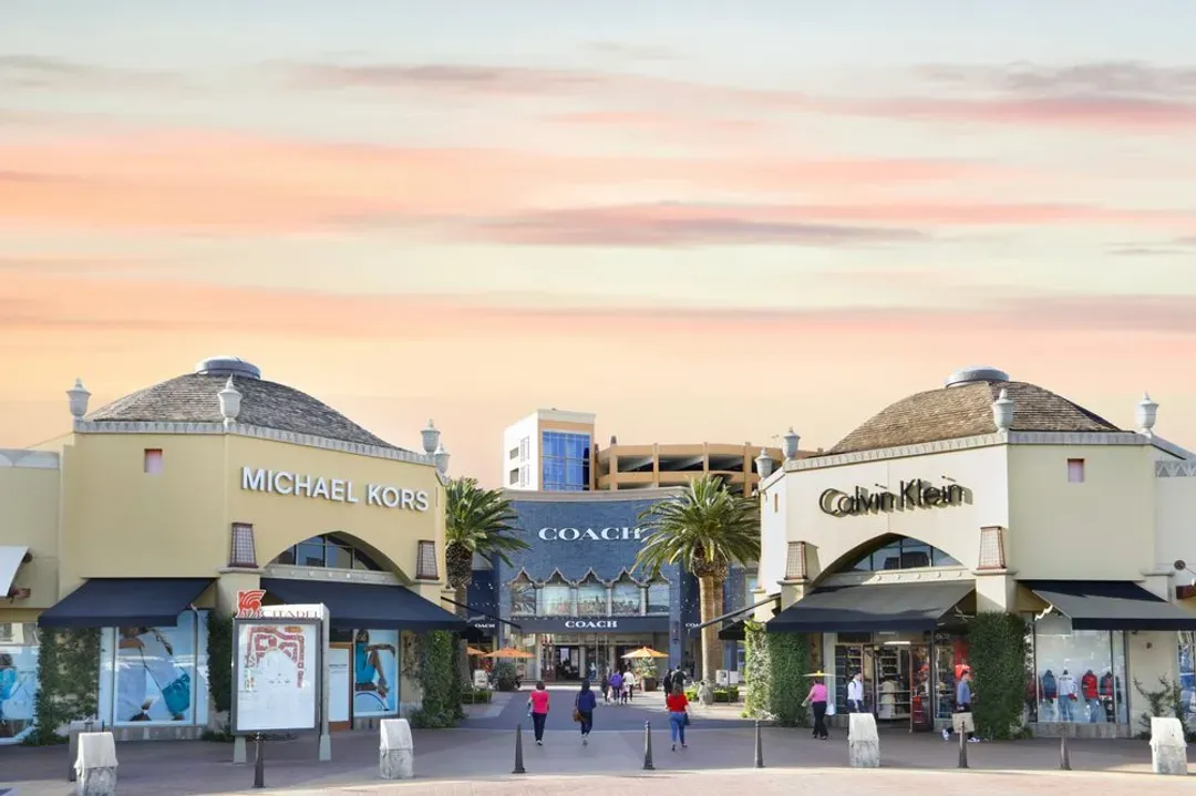 城堡名牌大賣場(Citadel Outlets)-OUTLET購物趣