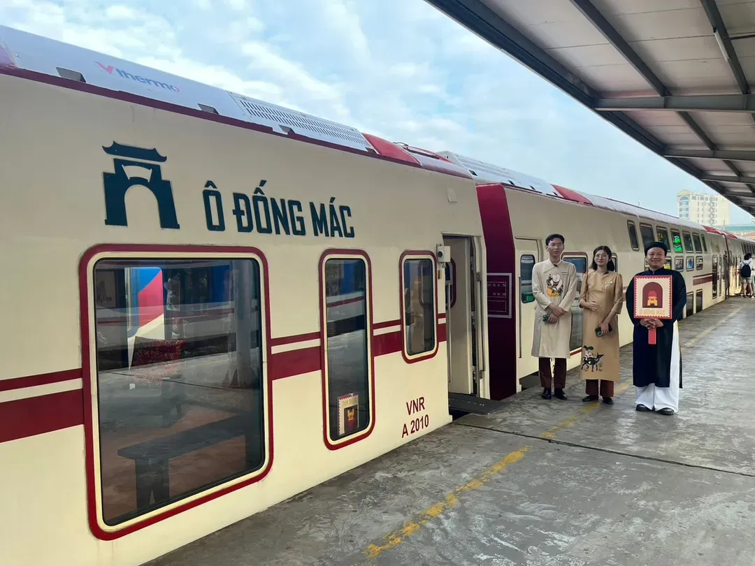 五城門雙層觀光列車