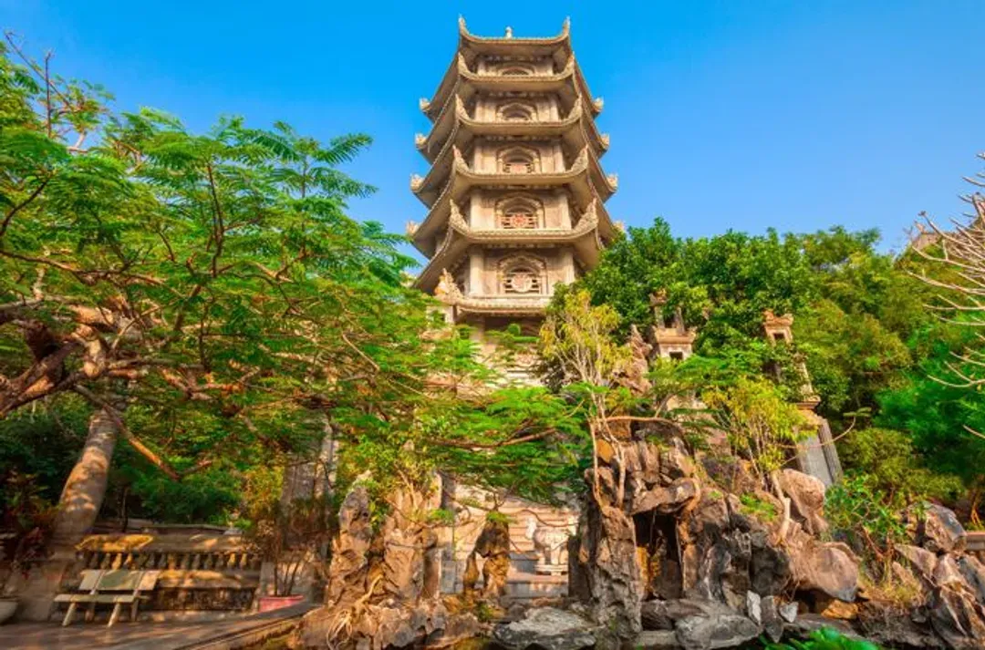 中越峴港