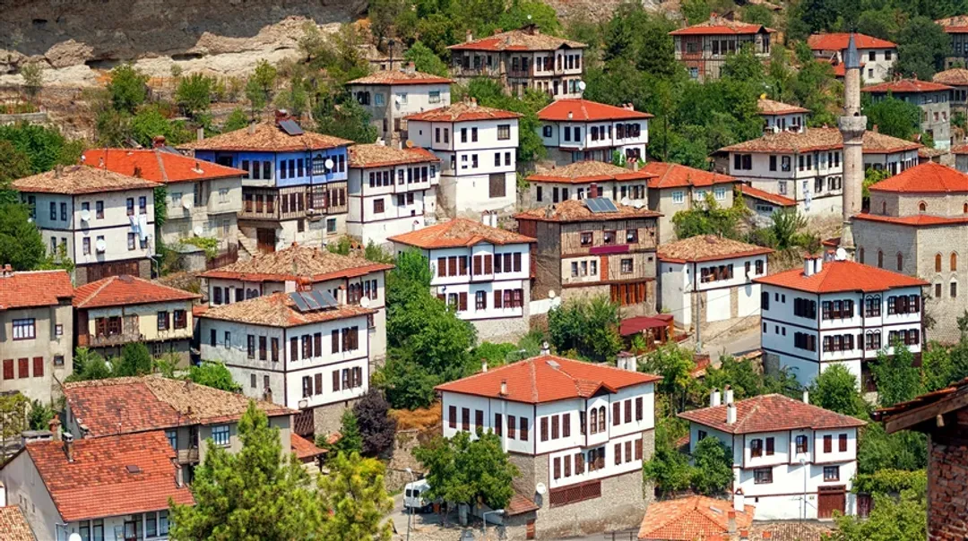 冬遊土耳其旅遊9日│土航直飛、早鳥購熱氣球│全覽世界文化遺產：番紅花城、卡帕多奇亞、棉堡、木馬屠城、五星連泊-7