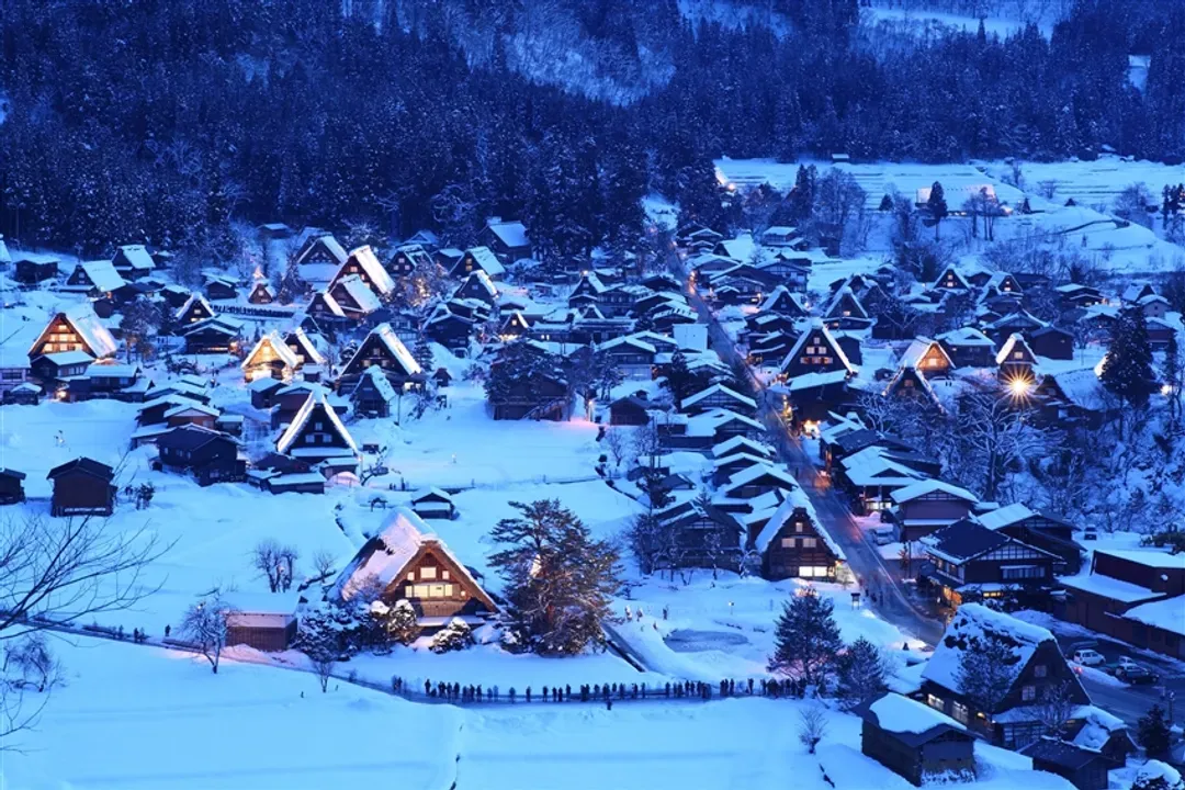 白川鄉點燈