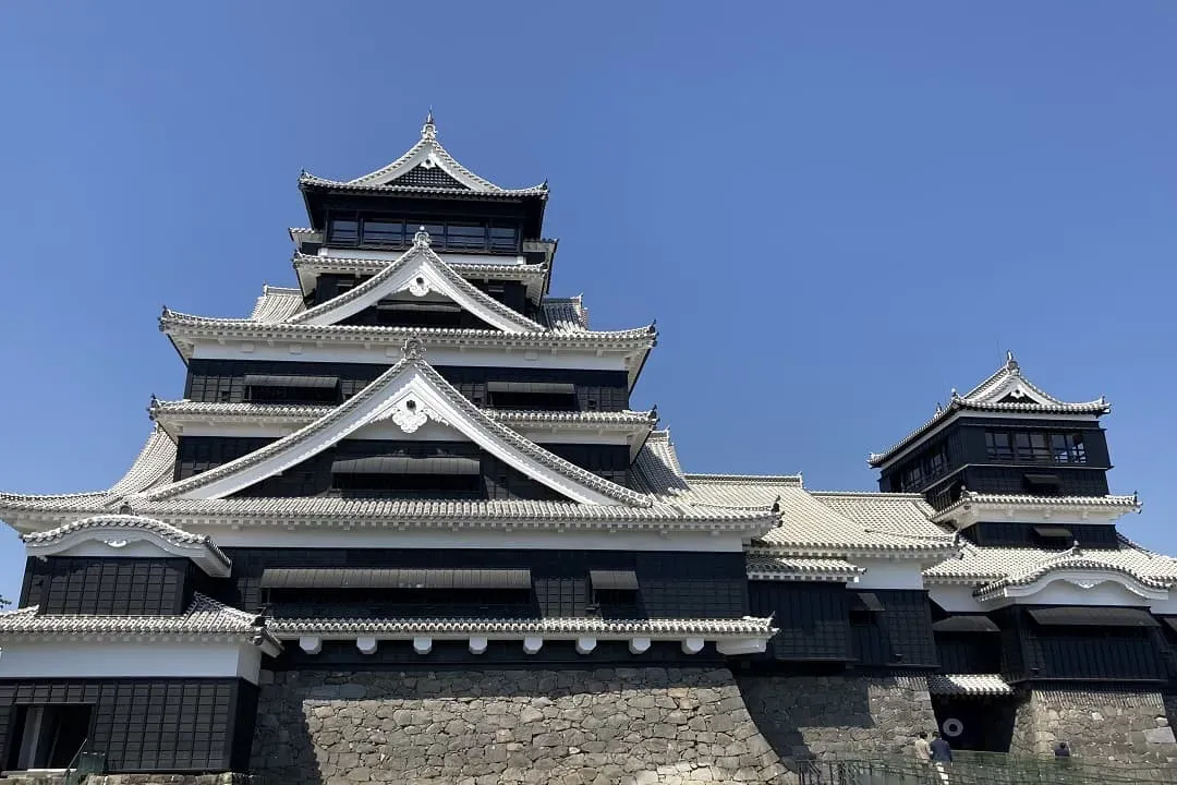 熊本城天守閣(熊本縣觀光聯盟提供)-必訪精彩景點