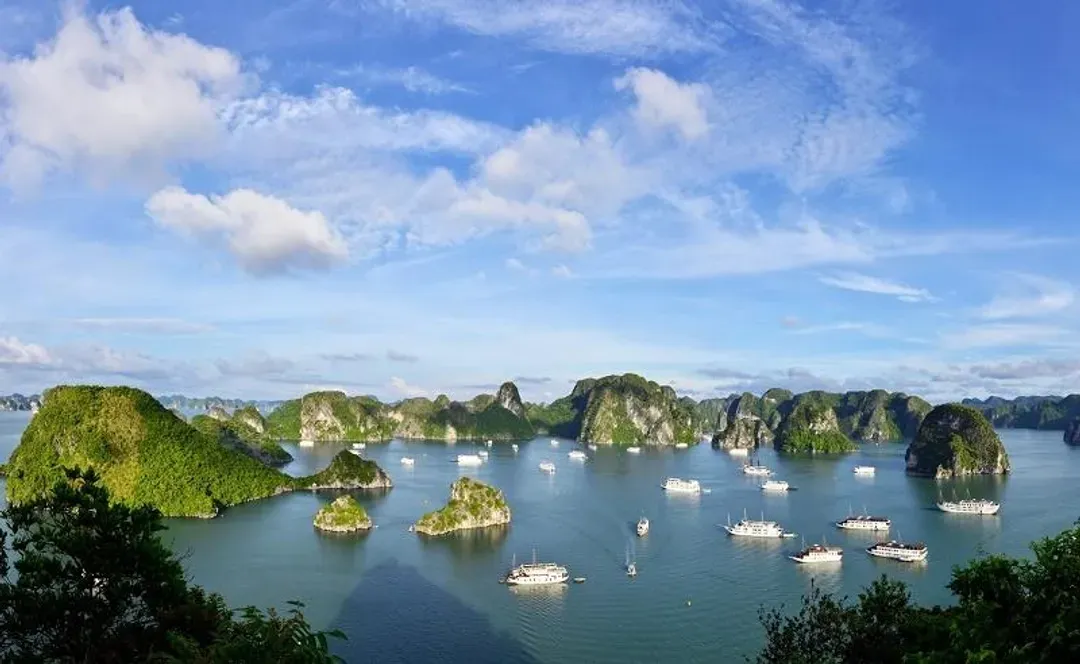 下龍灣(海上桂林；聯合國世界遺產目錄)