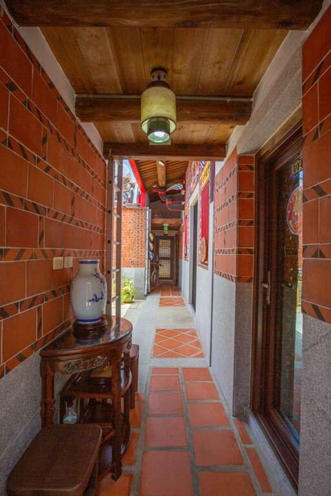 Antique Courtyard B&B