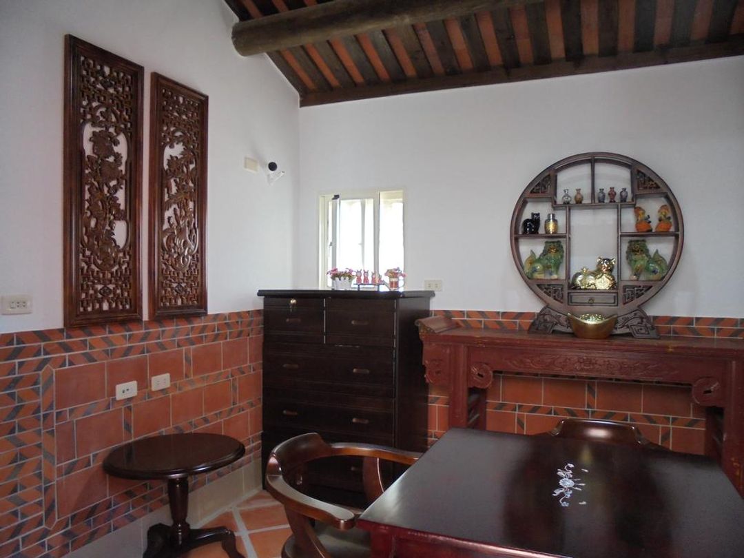 Antique Courtyard B&B