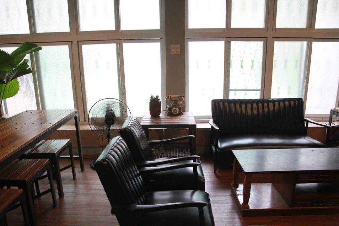 맥아더 베드 앤 브랙퍼스트  (MacArthur Bed and Breakfast)