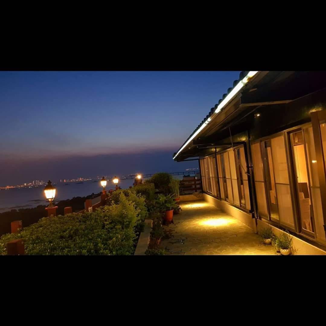 장홍 비지니스 호텔 (Changhong Business Hotel)