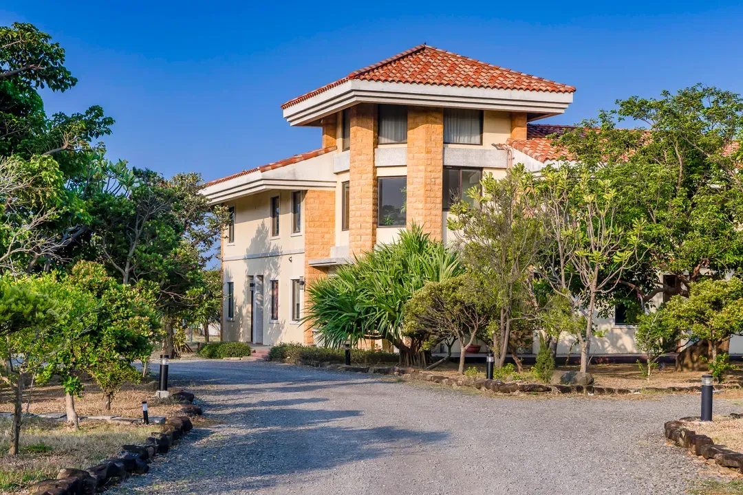 屏東縣-墾丁南方太陽民宿北館｜可8人包棟、停車場