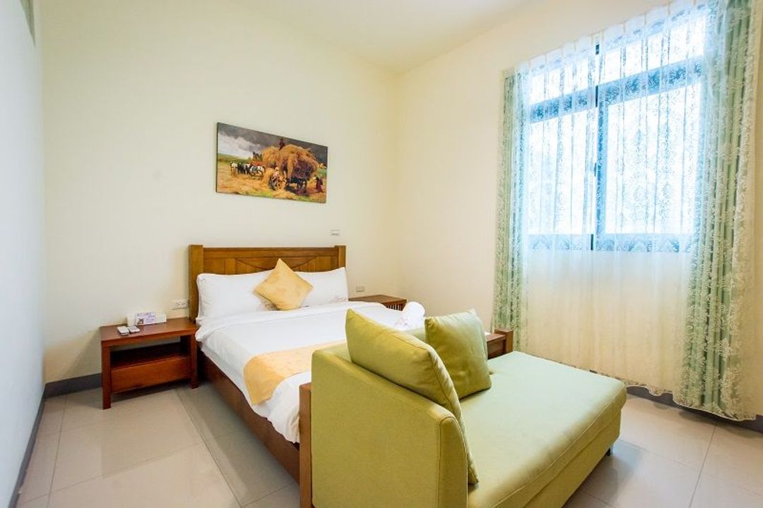 墾丁沐晨旅店｜可12人包棟｜65吋智慧聯網電視、歡唱設備、電動麻將、烤肉、switch遊戲機-7