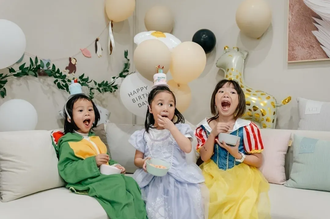 Cape 42nd Hall 2 - Parenting theme room type