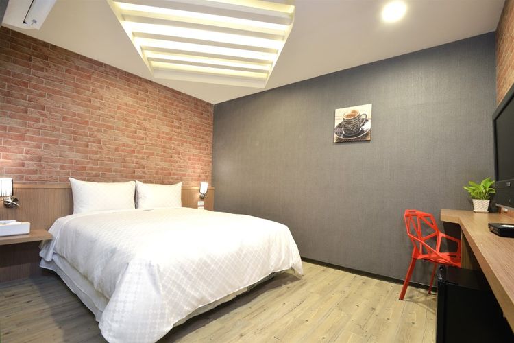 青舍商旅｜限時優惠24折！緊鄰台南神農街/海安路商圈-2