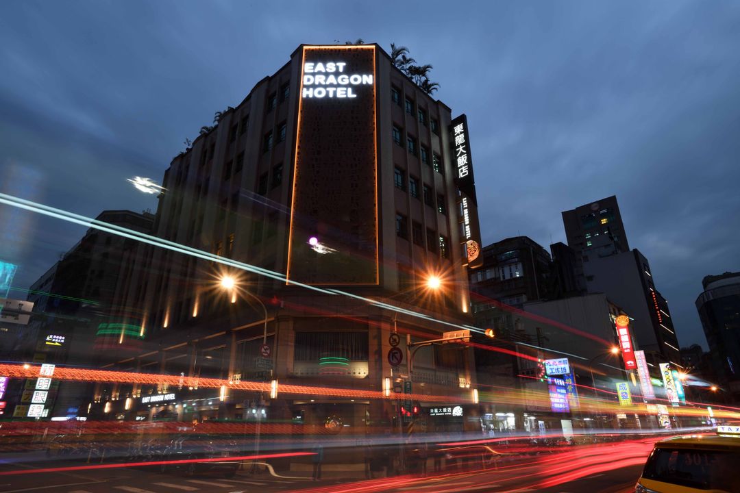 이스트 드래곤 호텔 (EAST DRAGON HOTEL)