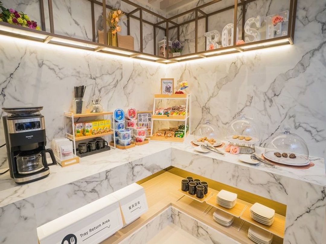 皇家玫瑰旅館 l 站前館