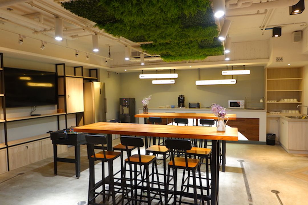 루샤 호스텔  (Loosha Hostel)