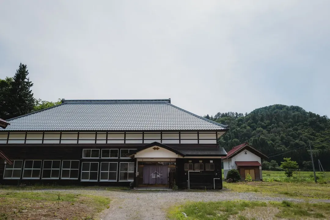SHARE BASE 昭和村外観①