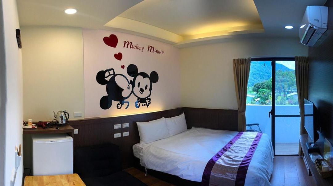 PULI GuanPu Fallsview Stay House