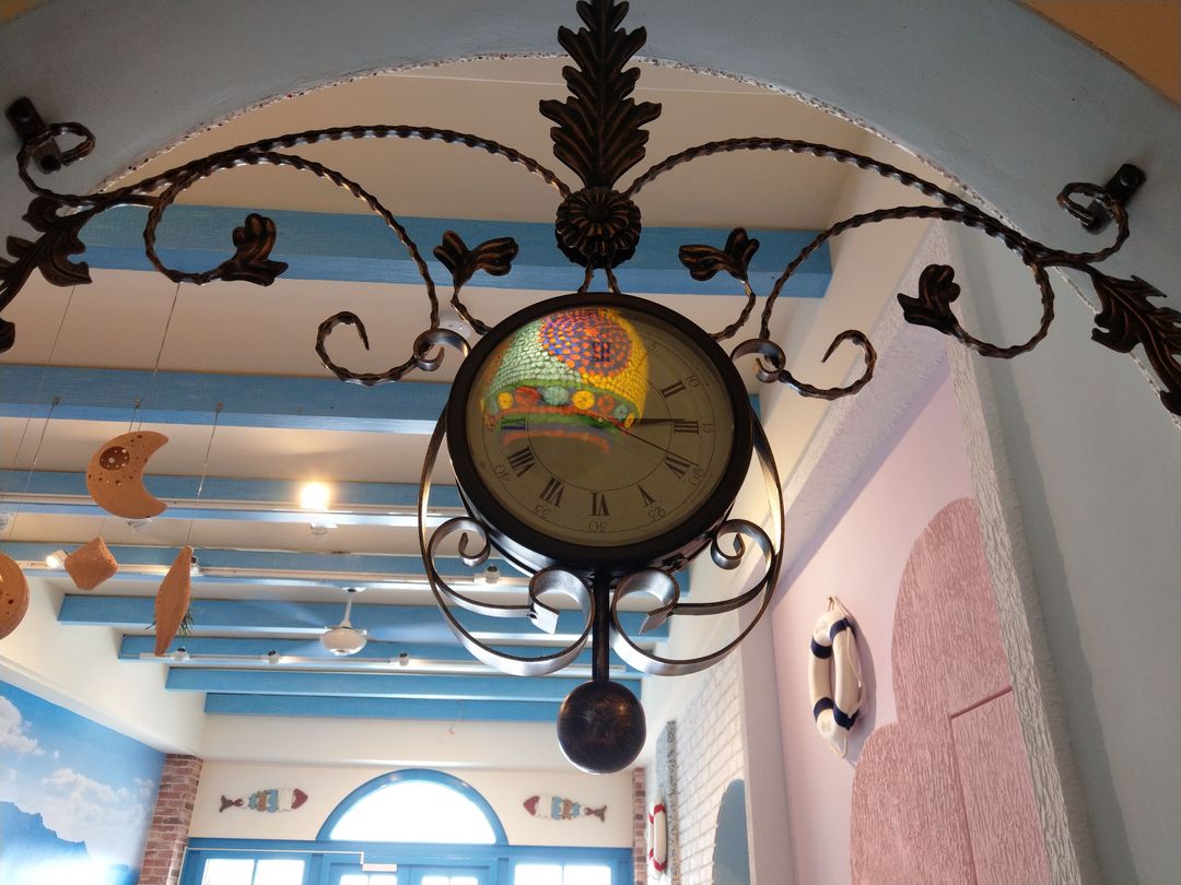 화이트 메디테리언 호스텔 (White Mediterranean Hostel)
