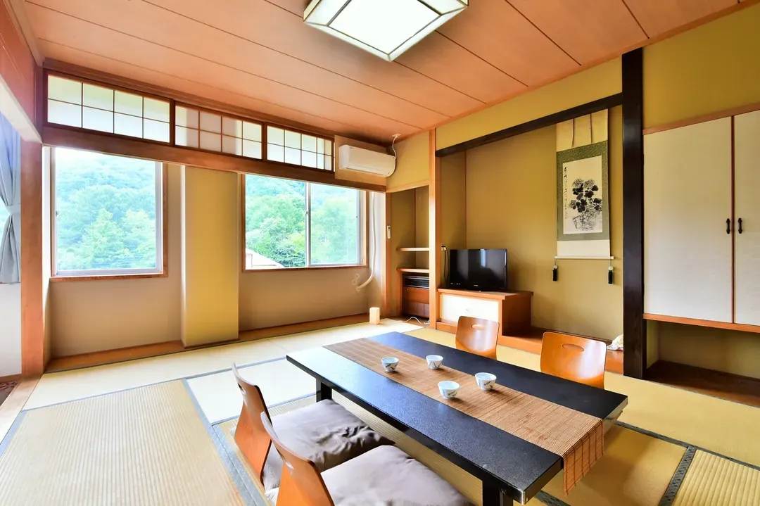 알파인 루트 호텔 (Alpine Route Hotel)