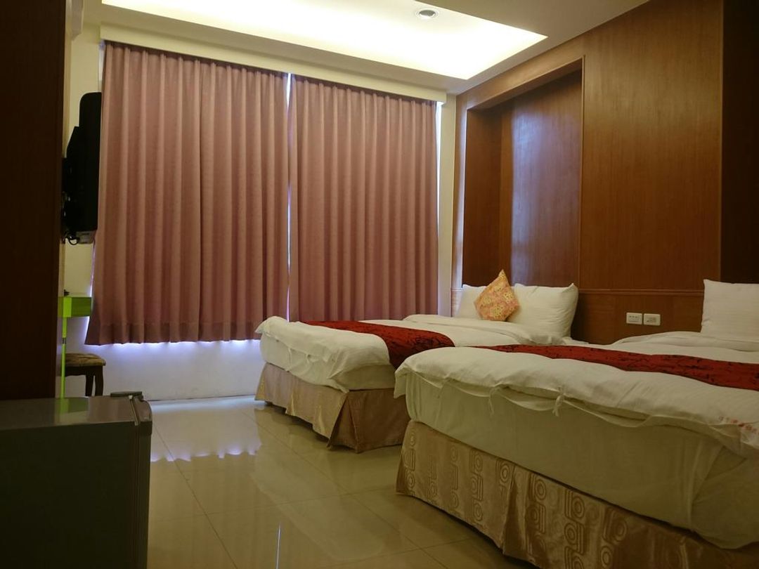 Sun Moon Lake Crystal House