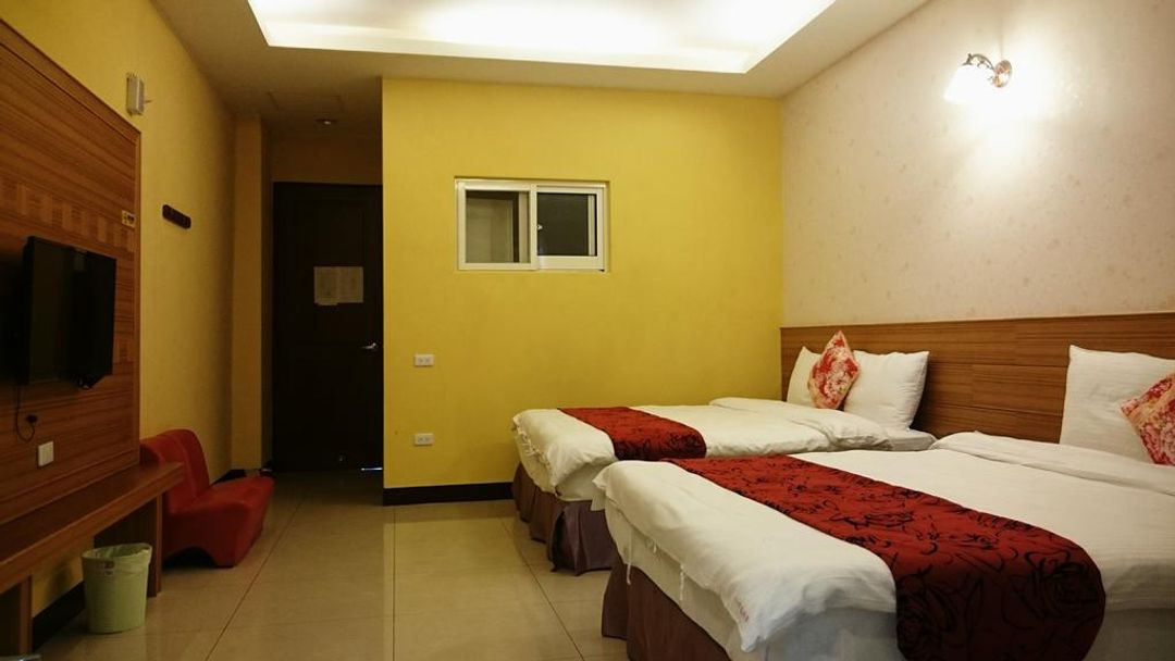Sun Moon Lake Crystal House