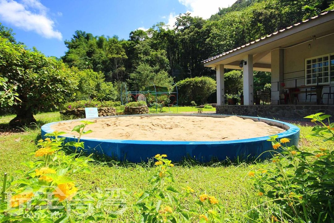 타오미산중 션시엔 슈시엔 홈스테이 (Tao Mi Shan Zhong Shenxian Xiuxian Homestay)