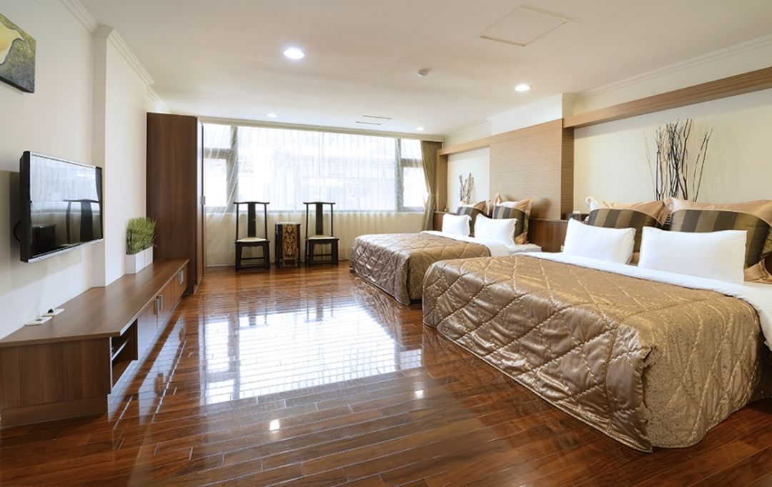 日月潭湖景渡假旅店