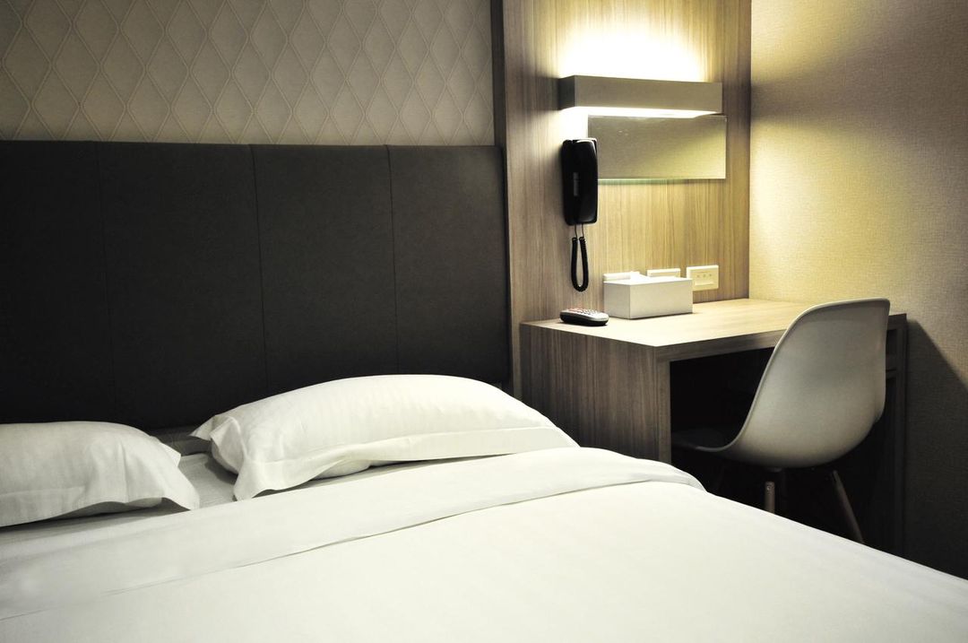 The Riverhotel International