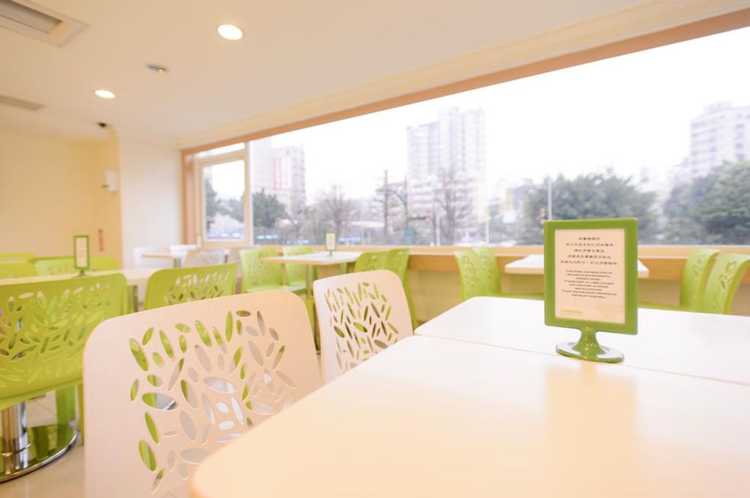 키위 익스프레스 호텔 중정 브랜치  (Kiwi Express Hotel - Zhongzheng Branch)