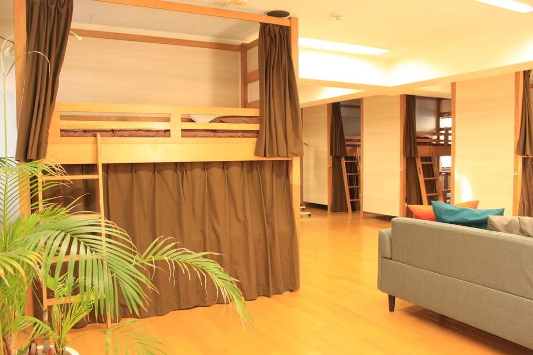 T and K Hostel Kobe Sannomiya East