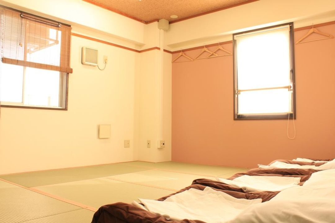 T and K Hostel Kobe Sannomiya East