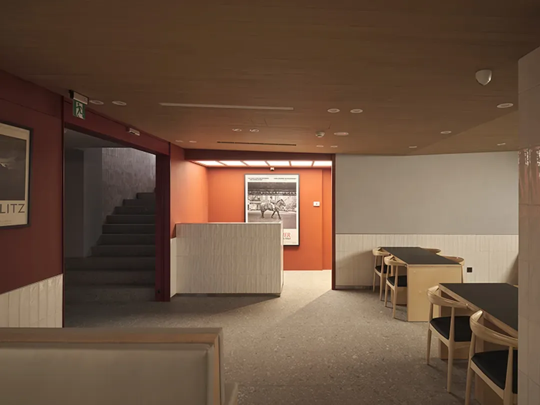 RedDot Hotel